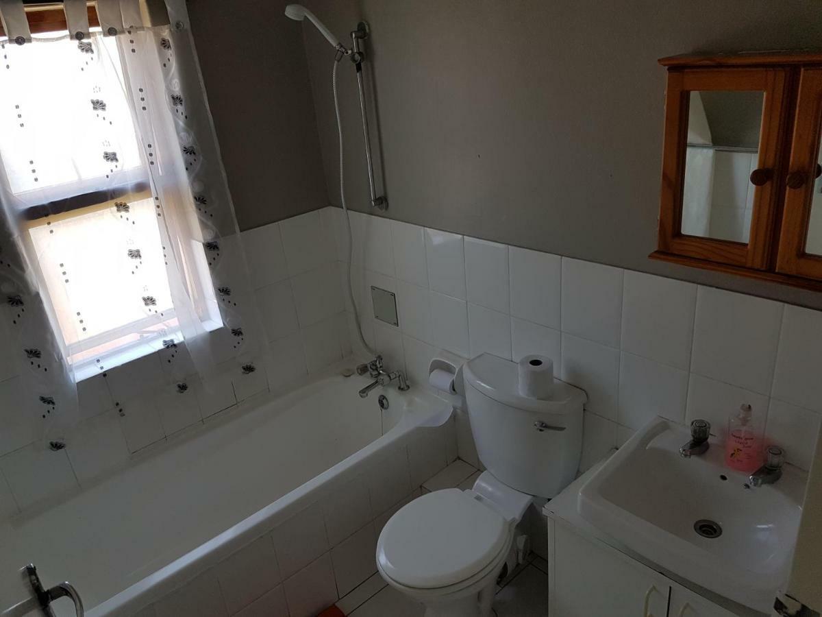 Serengeti Heide Self Catering Flats Кейптаун Екстериор снимка